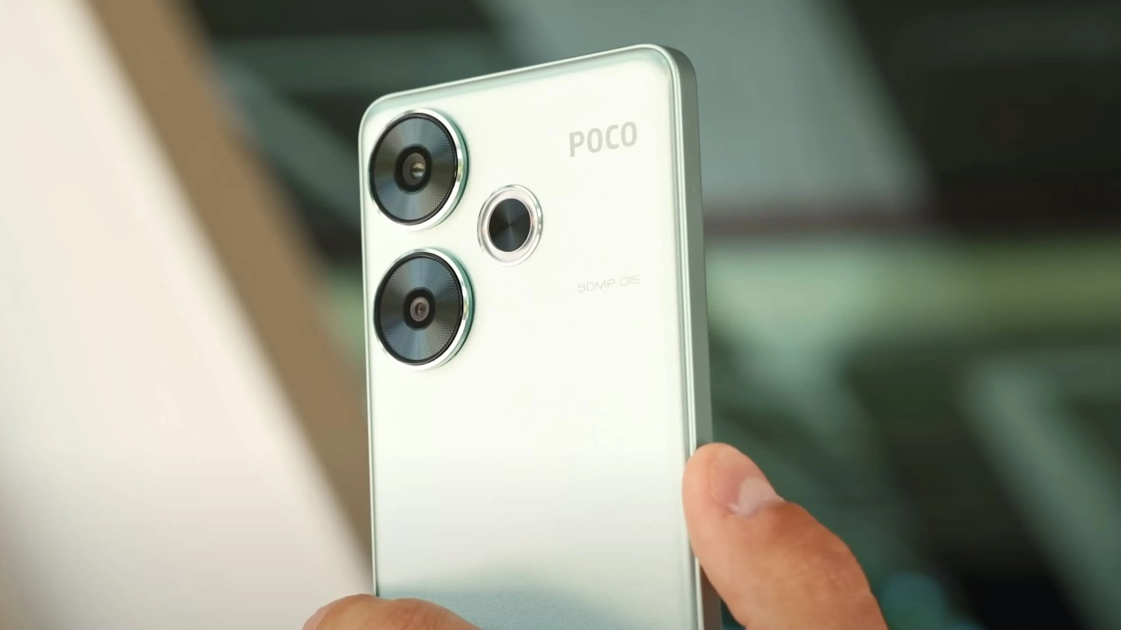 POCO F6